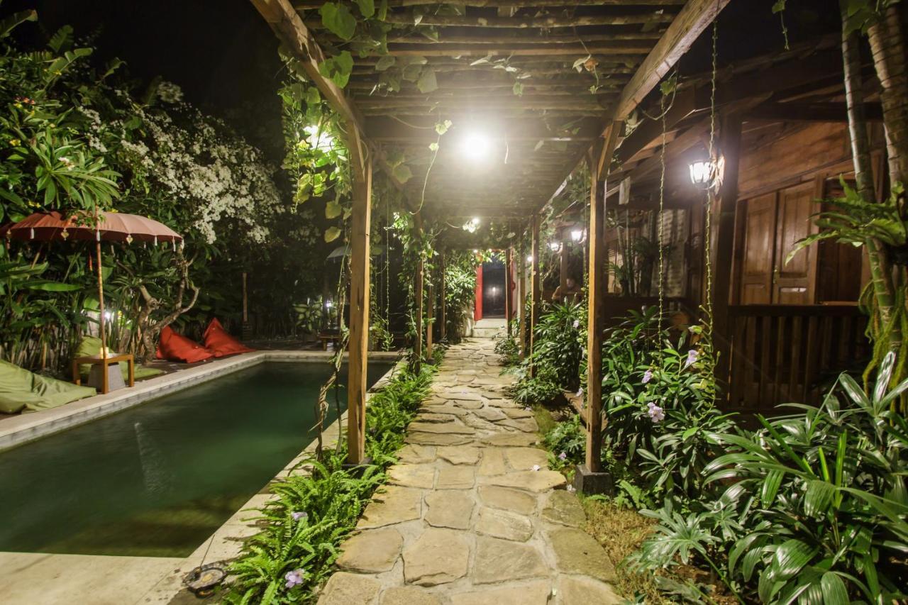Bening Hut And Spa Seminyak  Exterior photo