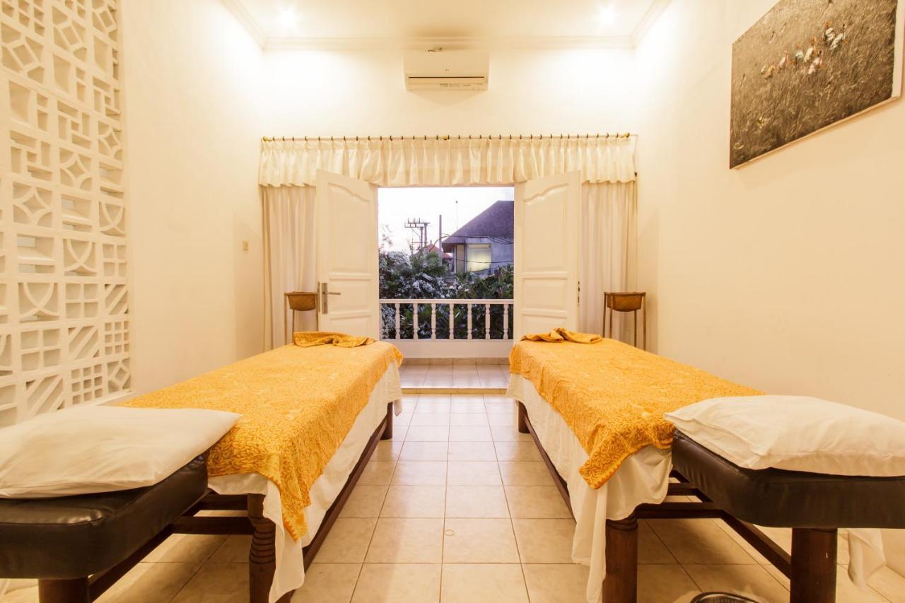 Bening Hut And Spa Seminyak  Exterior photo